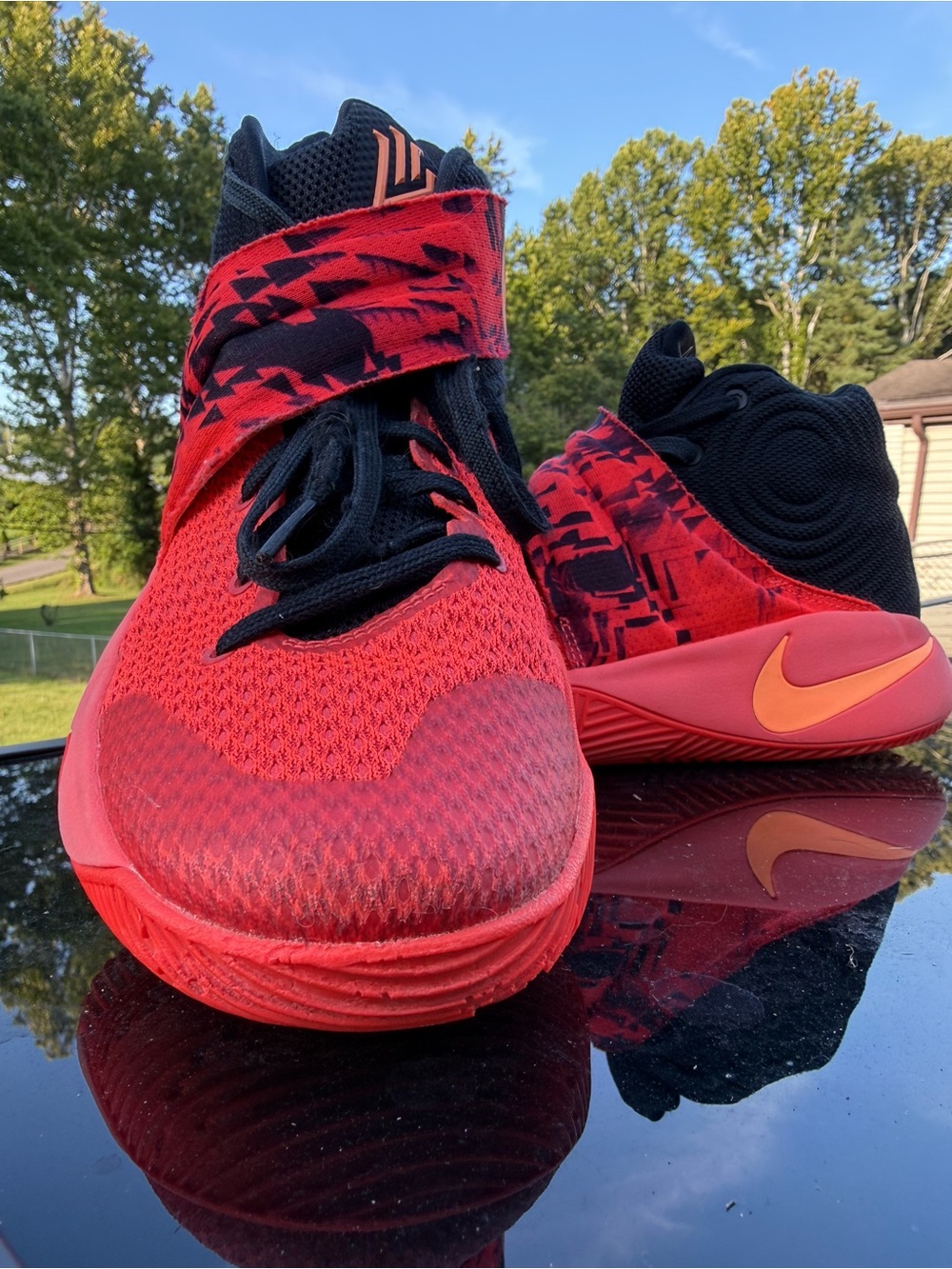 Nike Kyrie 2 Inferno Basketball Shoes Red Black Men’s Size 9 819583-680